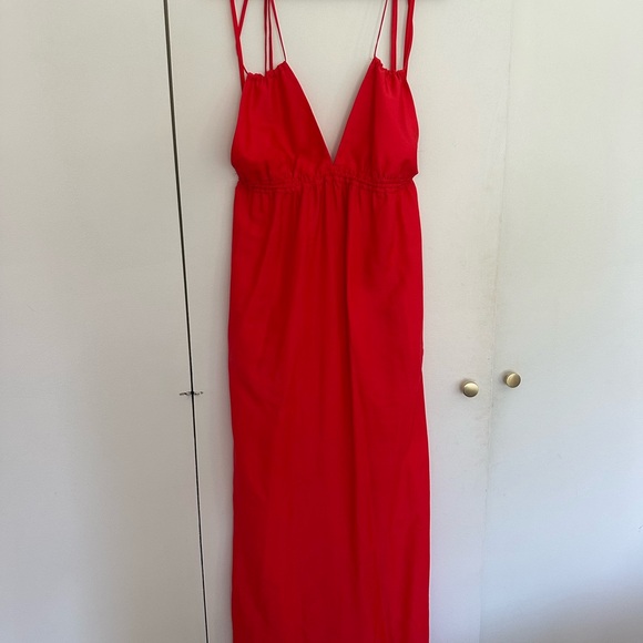 bcbg red maxi dress NWT BCBG MAX AZRIA $528 RED MOSAIC CROCHETED LACE DEEP PLUNGE MAXI DRESS SZ XXS